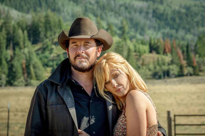 Yellowstone Cole Hauser sobre como criar Rip e Beth Imperfect Love Story com Kelly Reilly 3