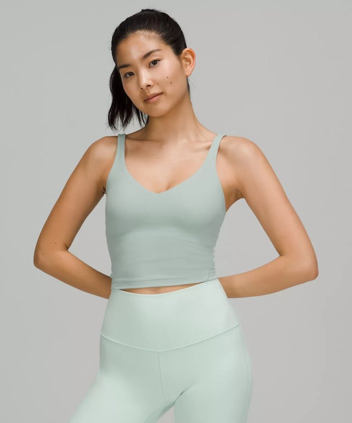 Align cropped tank