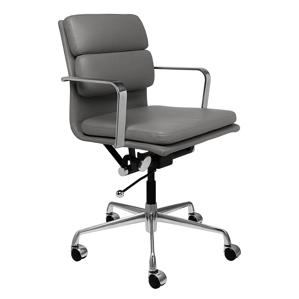 https://www.usmagazine.com/wp-content/uploads/2022/11/amazon-work-from-home-gifts-laura-davidson-office-chair.jpg?w=1000&quality=86&strip=all