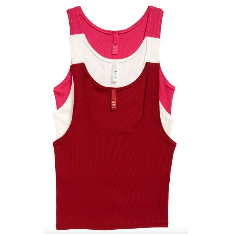 best-beauty-fashion-gifts-nordstrom-skims-tank-tops