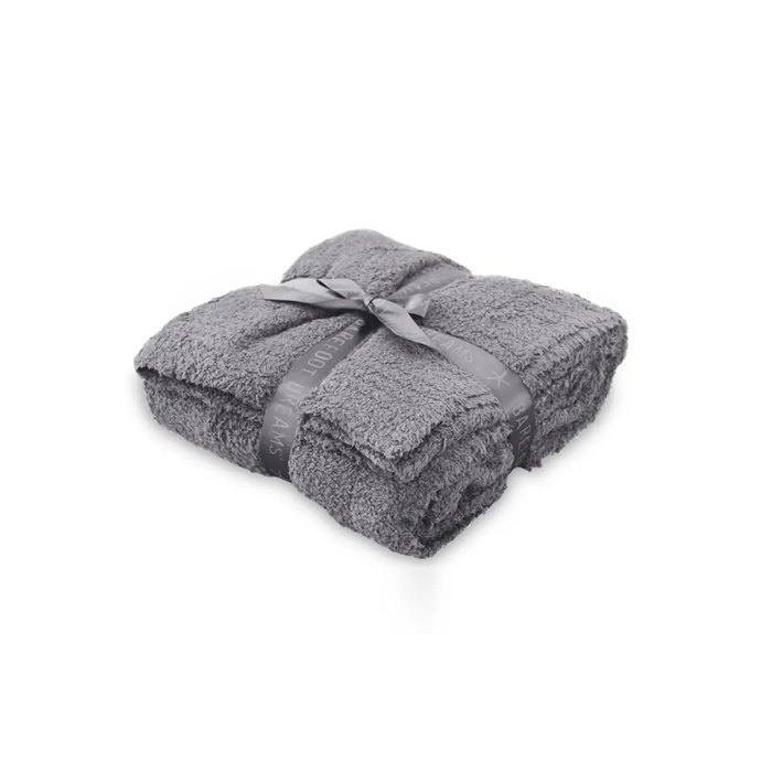 best-cyber-weekend-deals-barefoot-dreams-blanket-nordstrom
