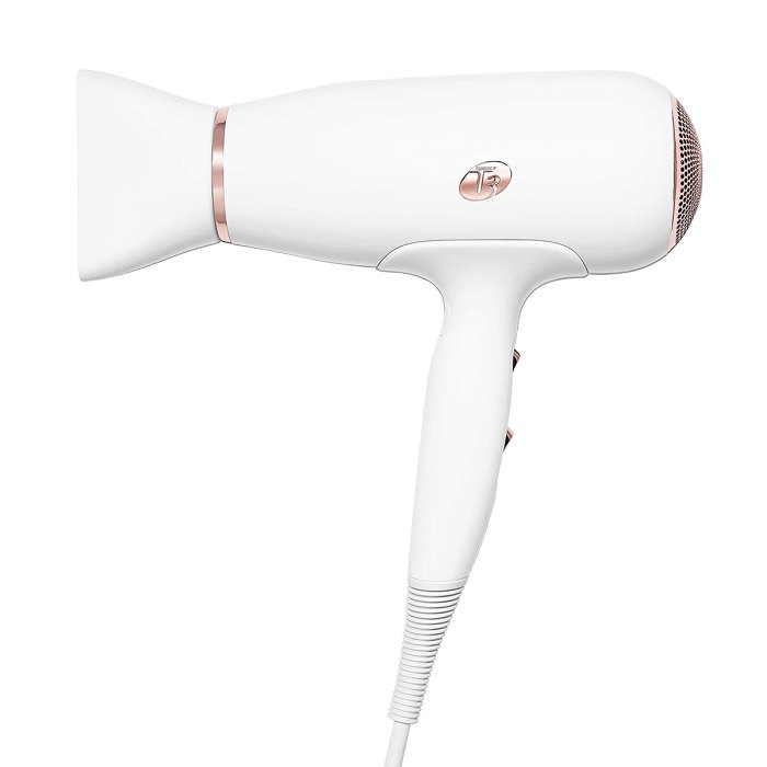 black-friday-gifts-for-women-t3-hair-dryer