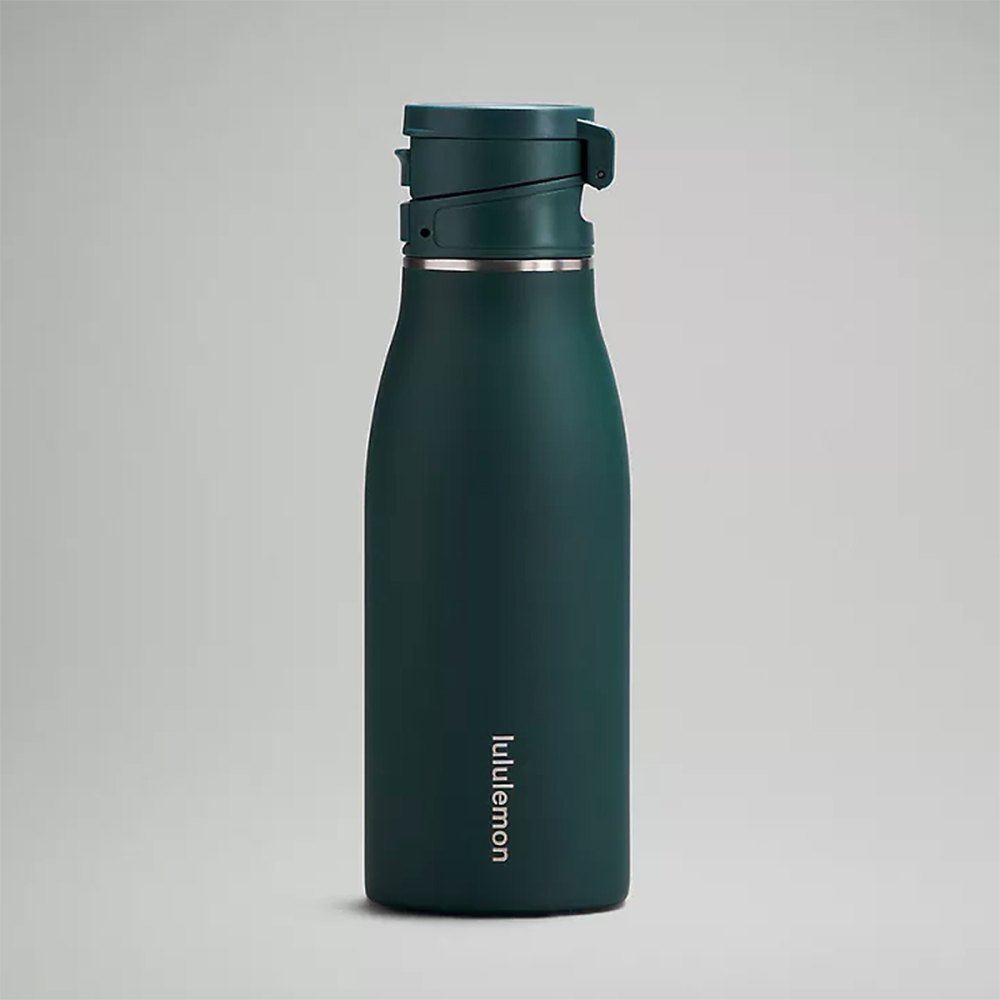 lululemon-holiday-gifts-water-bottle