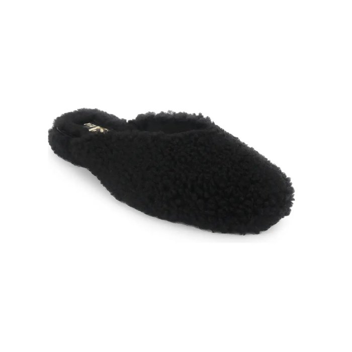 nordstrom-cyber-weekend-gifts-slippers