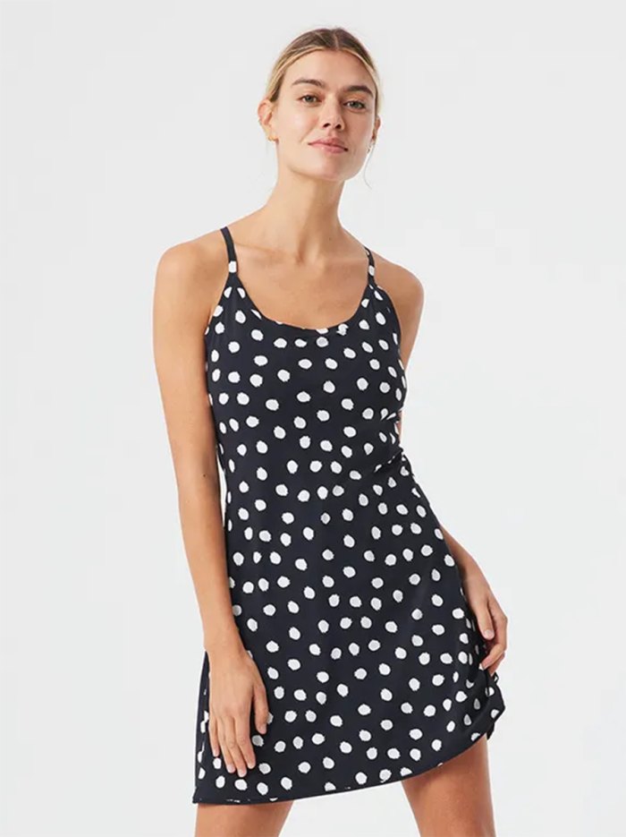 outdoor-voices-pre-black-friday-sale-exercise-dress