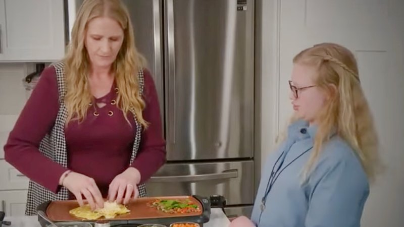 Sister Wives Recap Kody Brown Says Hes ‘Begging Janelle for a ‘Closer Relationship But Shes ‘Rejecting Him for Christine 516