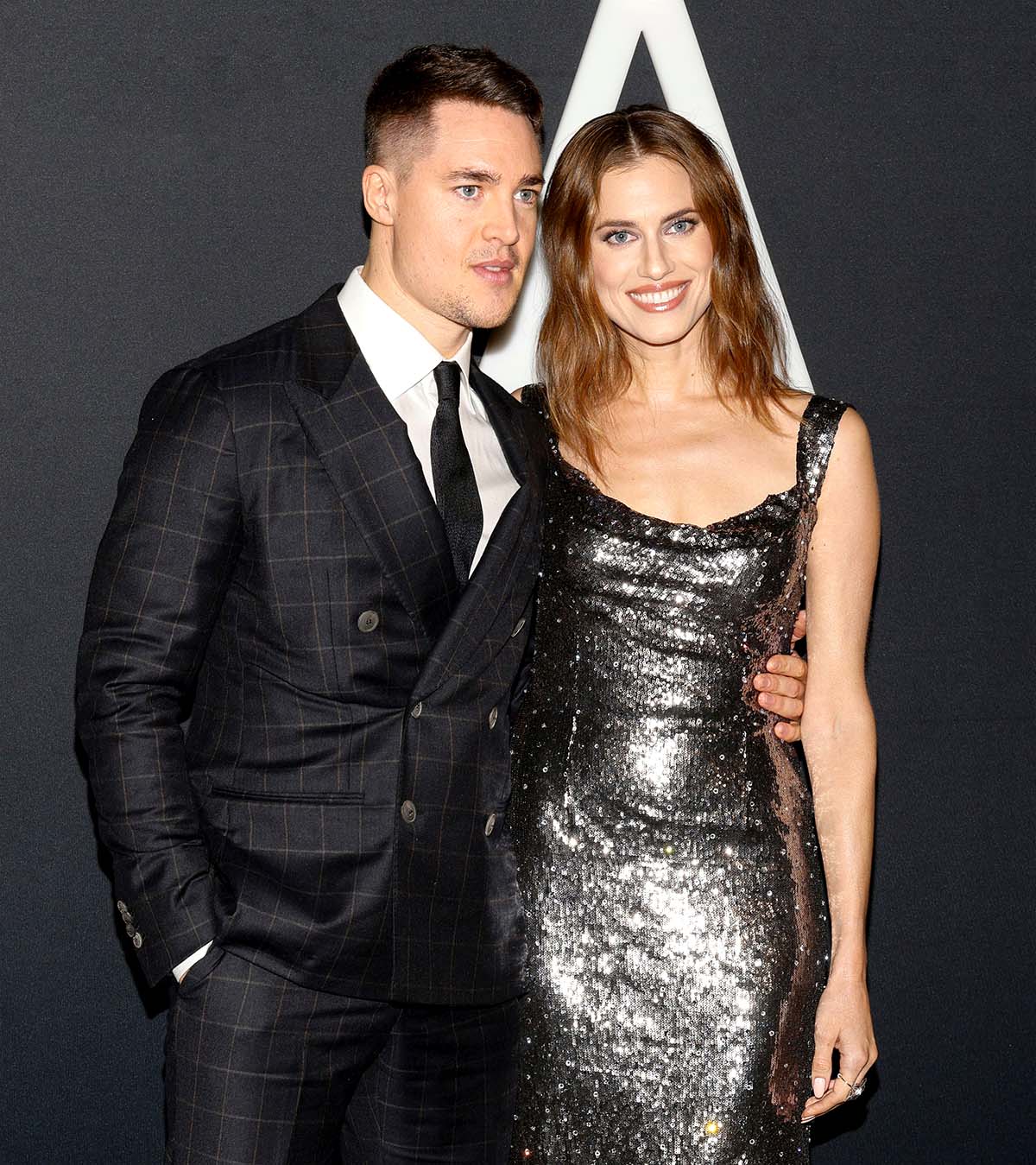 Allison Williams, Alexander Dreymon Are Engaged After 3 Years image picture picture
