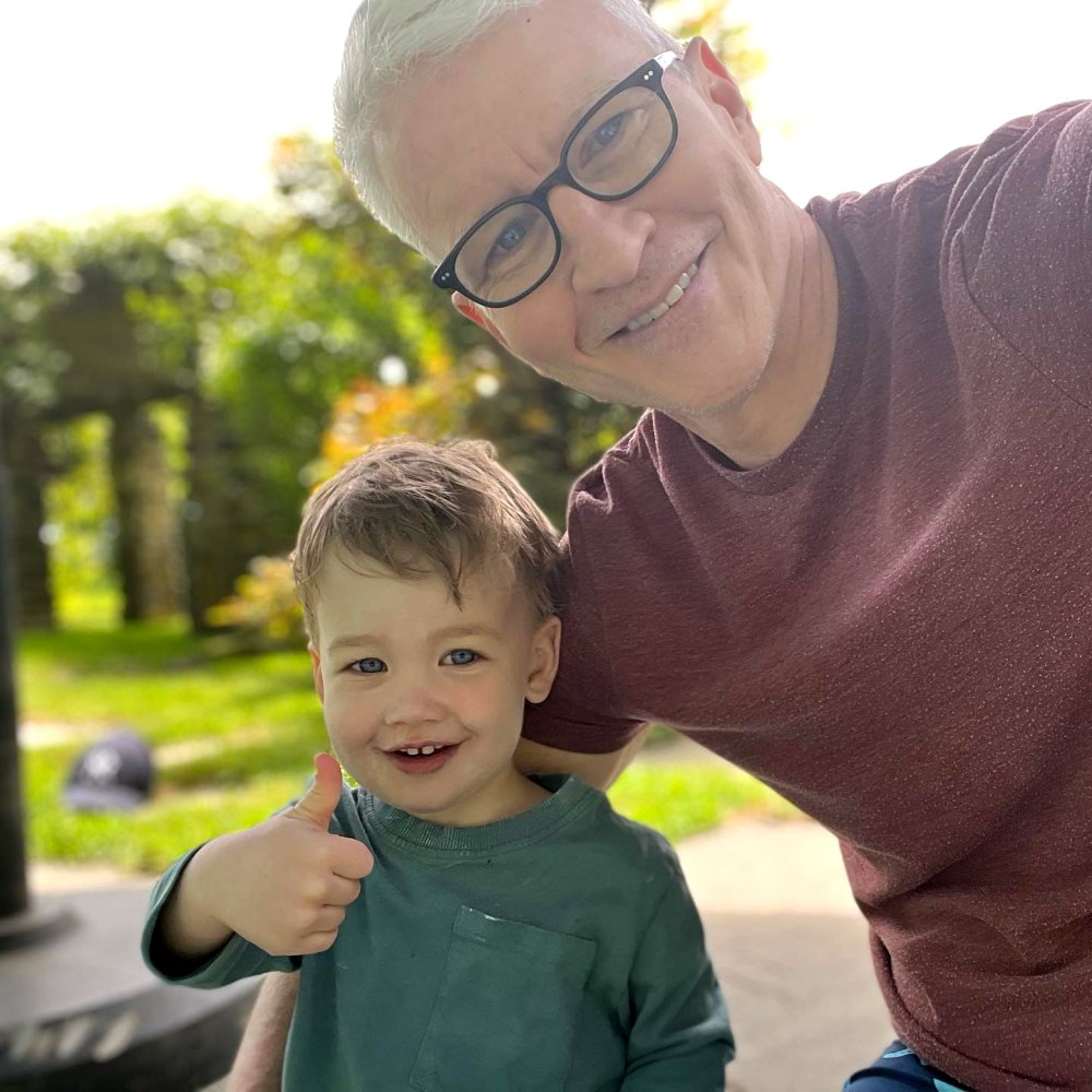 anderson-cooper-s-family-album-with-2-sons-photos