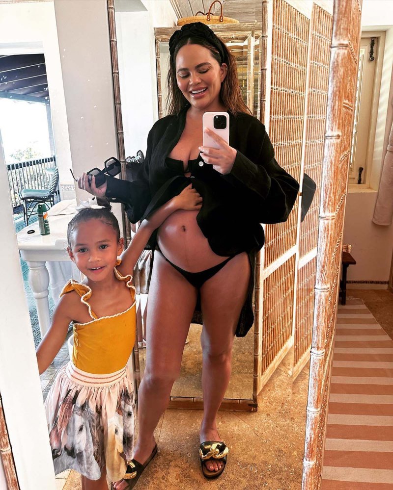 Best Big Sis! Chrissy Teigen’s Daughter Luna Rubs Mom’s Baby Bump
