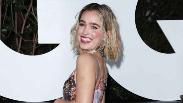 Haley Lu Richardson Admits She Actually Dresses Like Portia from 'White Lotus' quilt dress