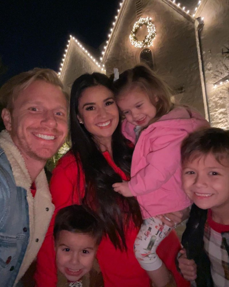How Bachelor Nation Celebrated Christmas 2022- See Festive Photos of Hannah Brown, Sean Lowe and More - 285