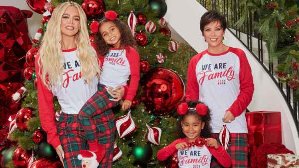 How the Kardashian-Jenner Family Celebrated Christmas 2022 - 210