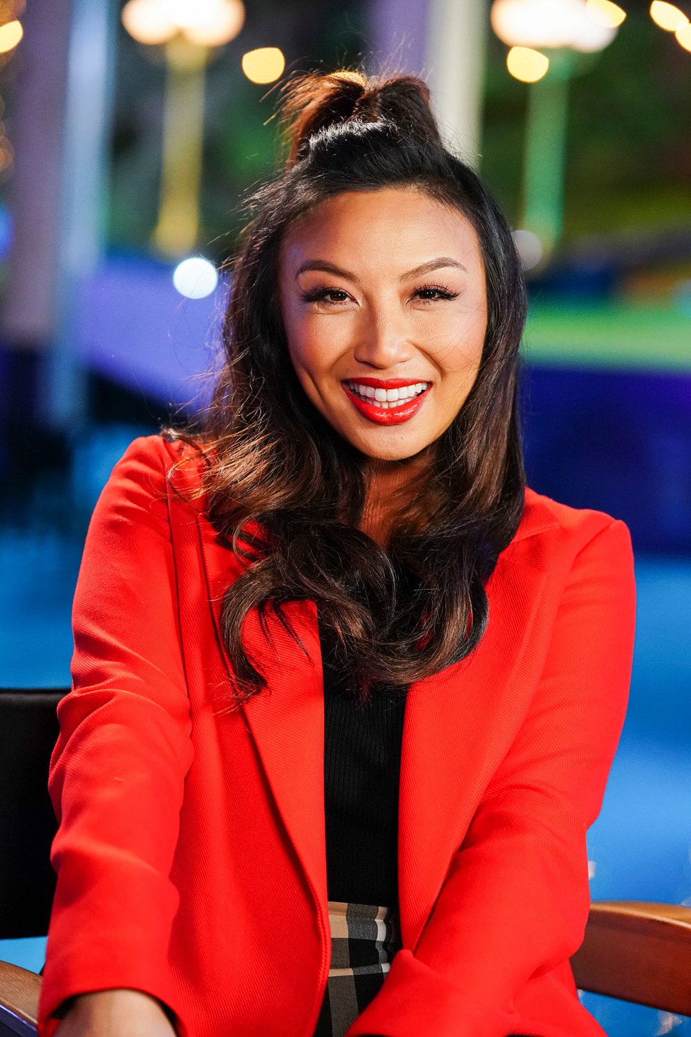 Jeannie Mai Shares Her Spiced Manhattan Cocktail Recipe for the Holidays- It Has 'The Best Kick' 550