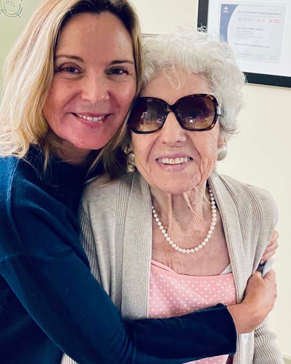 Kim Cattrall Mourns Death of Mom Shane at 93: 'Rest in Peace Mum'