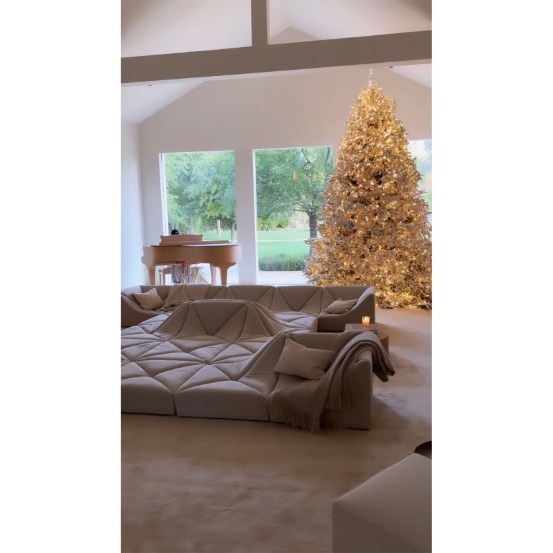 Kim Kardashian Shows Off Her Dazzling Christmas Tree