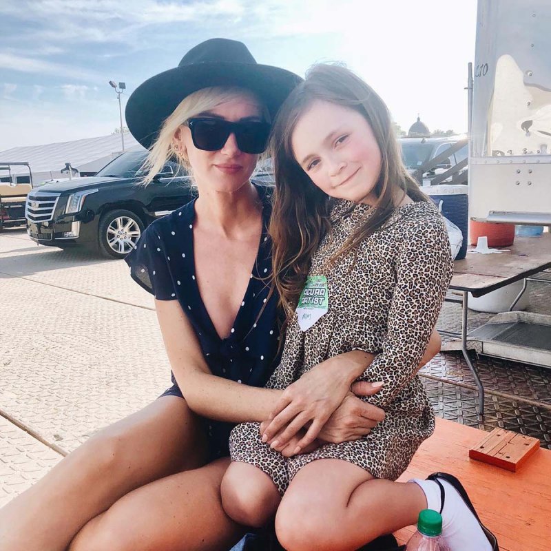 Kimberly Stewart and Benicio del Toro’s Best Moments With Daughter Delilah