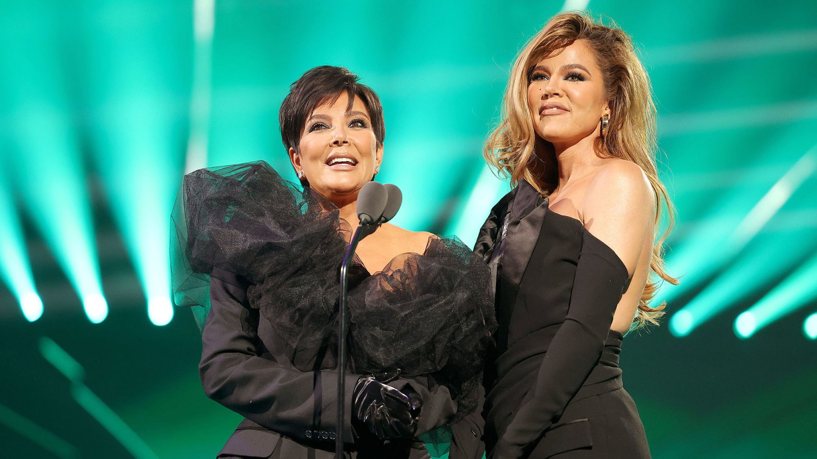 Kris Jenner and Khloe Kardashian People's Choice Awards 2022
