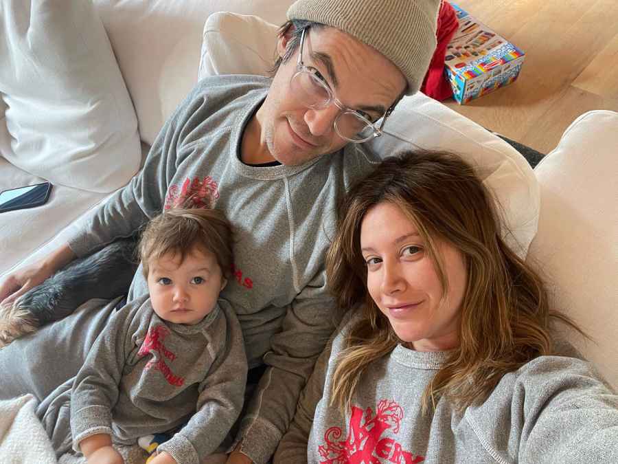 Lindsay Lohan! Justin Timberlake! How Stars Are Celebrating Christmas 2022 - 298