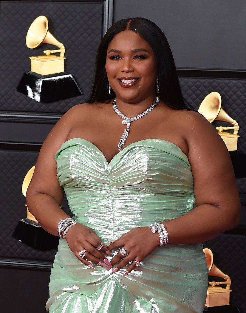 Lizzo Hops on the Wolf Haircut Trend, Shows Off New 'Do