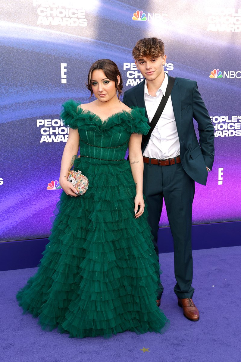 2022 People's Choice Awards - Hottest Red Carpet Couples - 771.