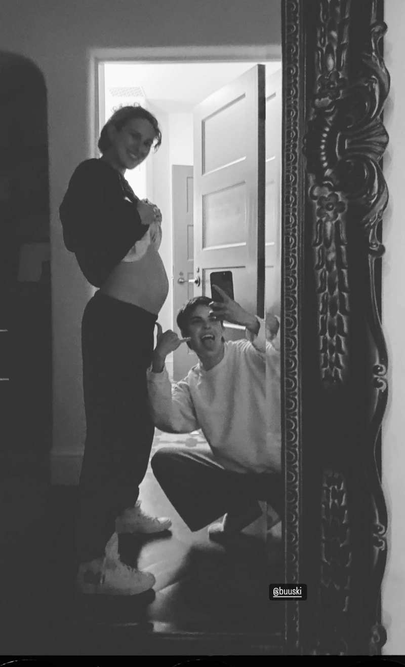 Pregnant Rumer Willis’ Baby Bump Album: Hospital Visits With Mom Demi Moore, Belly Snaps and More mirror selfie
