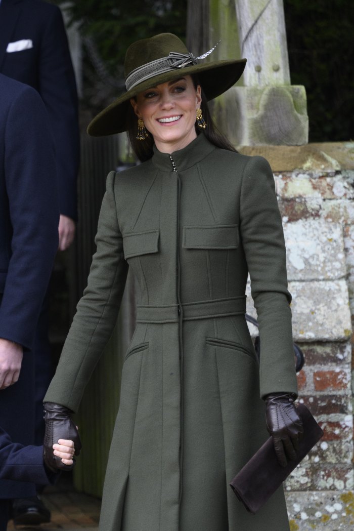 Princess Kate Sandringham outfit