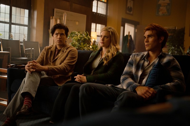 Offene Zitate der 'Riverdale'-Besetzung darüber, welche Schiffe in der letzten Staffel das Endspiel sein sollten: 'Die Geschichte ist noch nicht zu Ende'