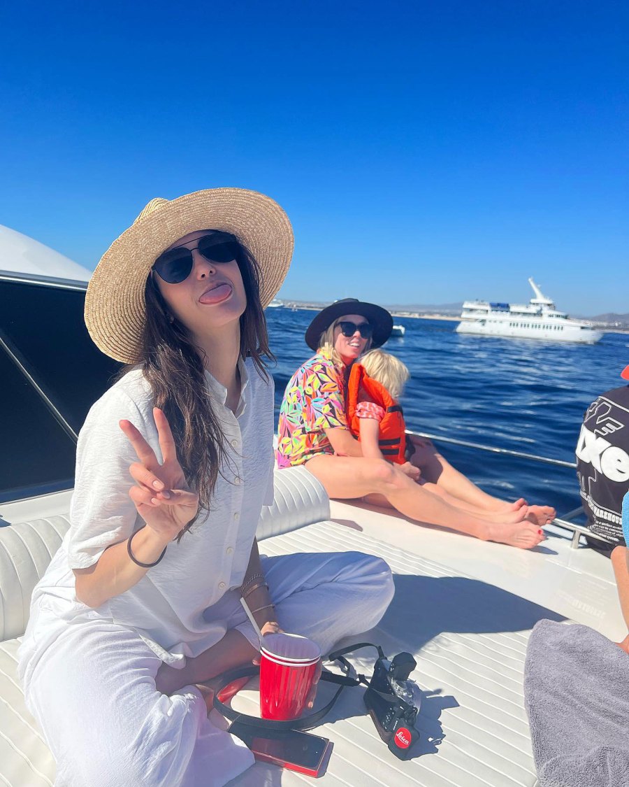 Nina Dobrev and Shaun White Enjoyed a Combined Family Christmas in Mexico: ‘Baby It’s Warm Outside’