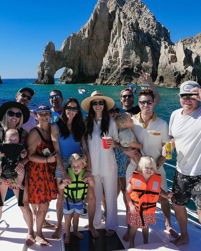 Nina Dobrev and Shaun White Enjoyed a Combined Family Christmas in Mexico: ‘Baby It’s Warm Outside’