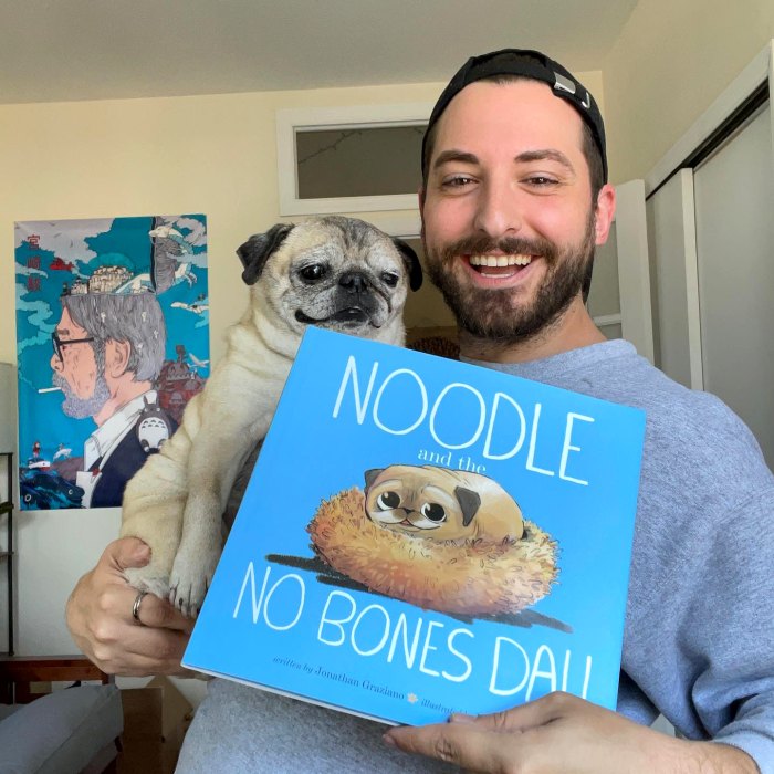 TikTok's Favorite Dog Noodle the Pug Dies at Age 14, 4 Days After His Last 'Bones' Video