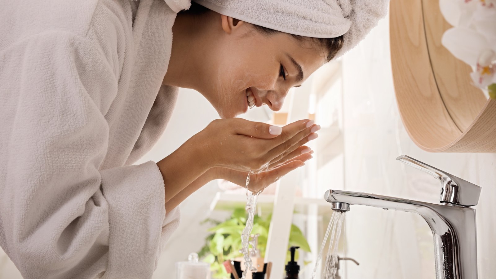 Woman-Cleansing-Face-Stock-Photo