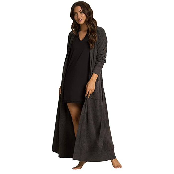 gifts-for-older-women-barefoot-dreams-robe