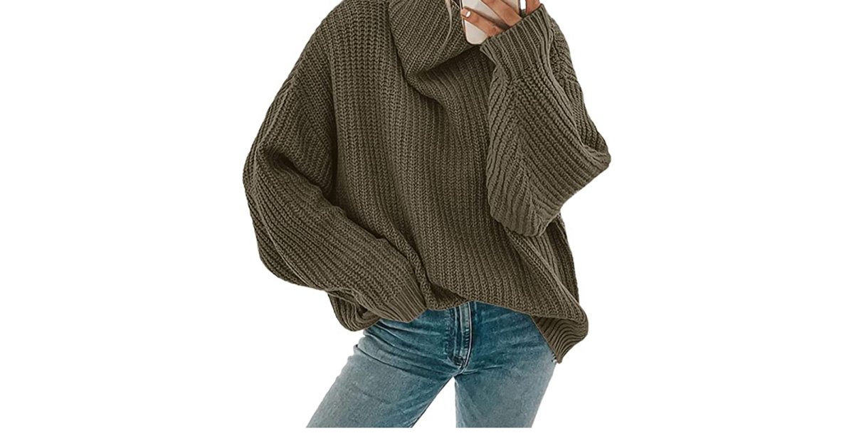 This Amazon Turtleneck Sweater Drapes Like a Dream This Amazon Turtleneck Sweater Drapes Like a Dream