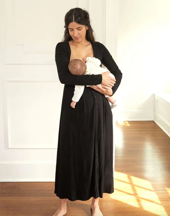 post-partum-vacation-fashion-hatch-breastfeeding-dress