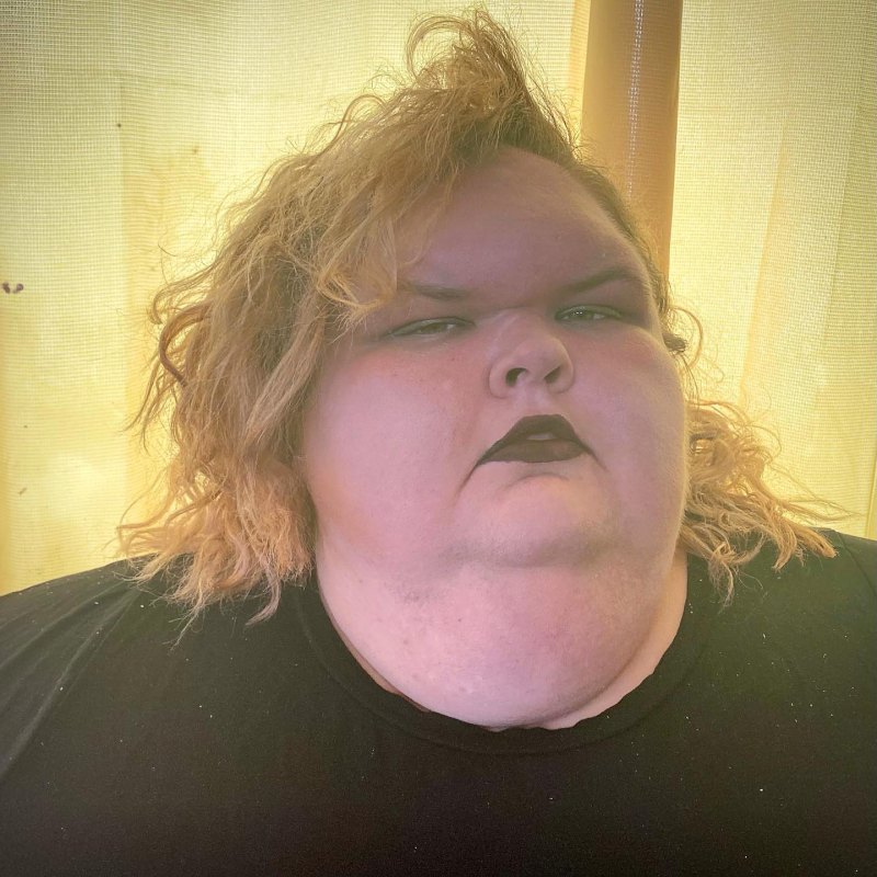 '1000-Lb Sisters' Star Tammy Slaton’s Body Transformation Over the Years - 033