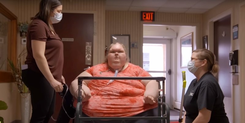'1000-Lb Sisters' Star Tammy Slaton’s Body Transformation Over the Years - 037 - 054