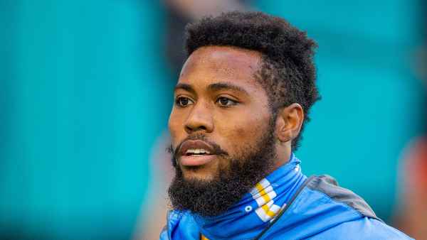 5 Things to Know About Late NFL Player Jessie Lemonier - 462 Chargers Dolphins Football, Miami Gardens, United States - 15 Nov 2020