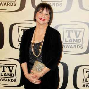 Cindy Williams Dead- ‘Laverne & Shirley’ Star Dies at Age 75 Following Brief Illness - 567