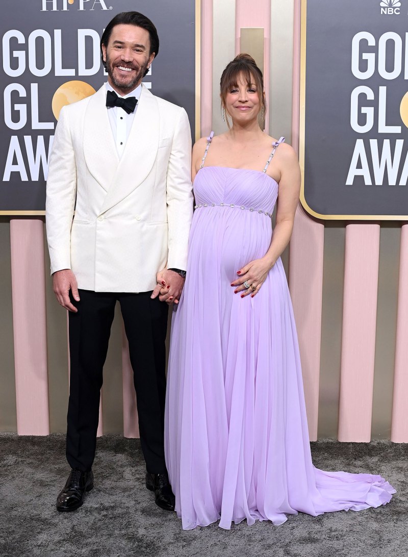 Feature Pregnant Kaley Cuoco and Tom Pelphrey Attend the 2023 Golden Globes