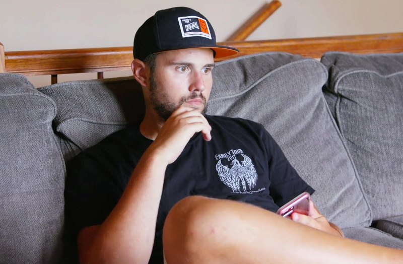 Former ‘Teen Mom OG’ Stars Ryan Edwards, Mackenzie Edwards’ Ups and Downs Through the Years- Controversial Weddings, Arrests and More -048