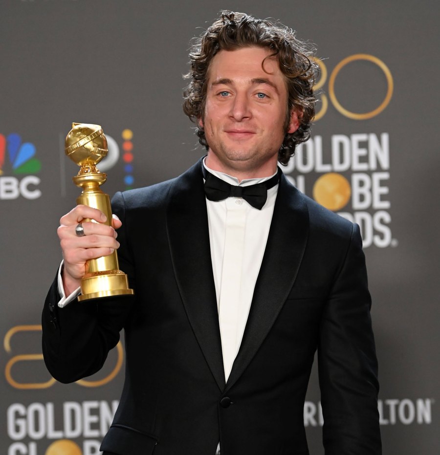 Jeremy Allen White Golden Globes 2023