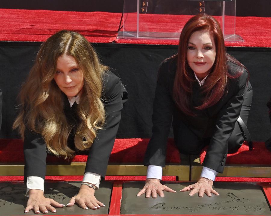 Lisa Marie Presley at the Elvis handprint