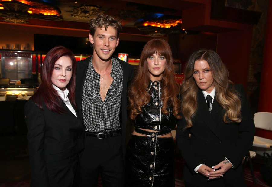 Lisa Marie Presley at the Elvis handprint