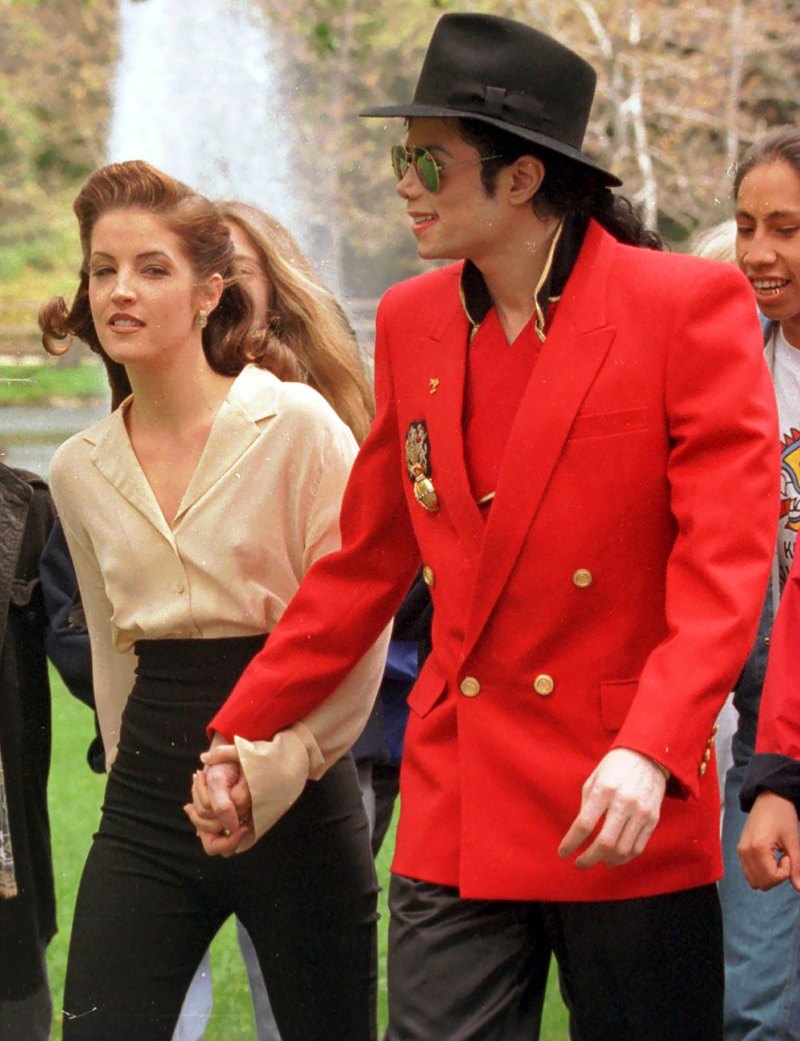Michael Jackson and Lisa Marie Presley- A Timeline of Their Brief Marriage - 078 