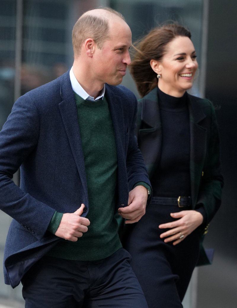 Prens William ve Prenses Kate, Prens Harry'nin Bombshell 'Yedek' İddialarının Ardından Kraliyet Nişanında Görüldü