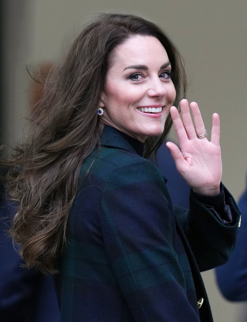 Prens William ve Prenses Kate, Prens Harry'nin Bombshell 'Yedek' İddialarının Ardından Kraliyet Nişanında Görüldü