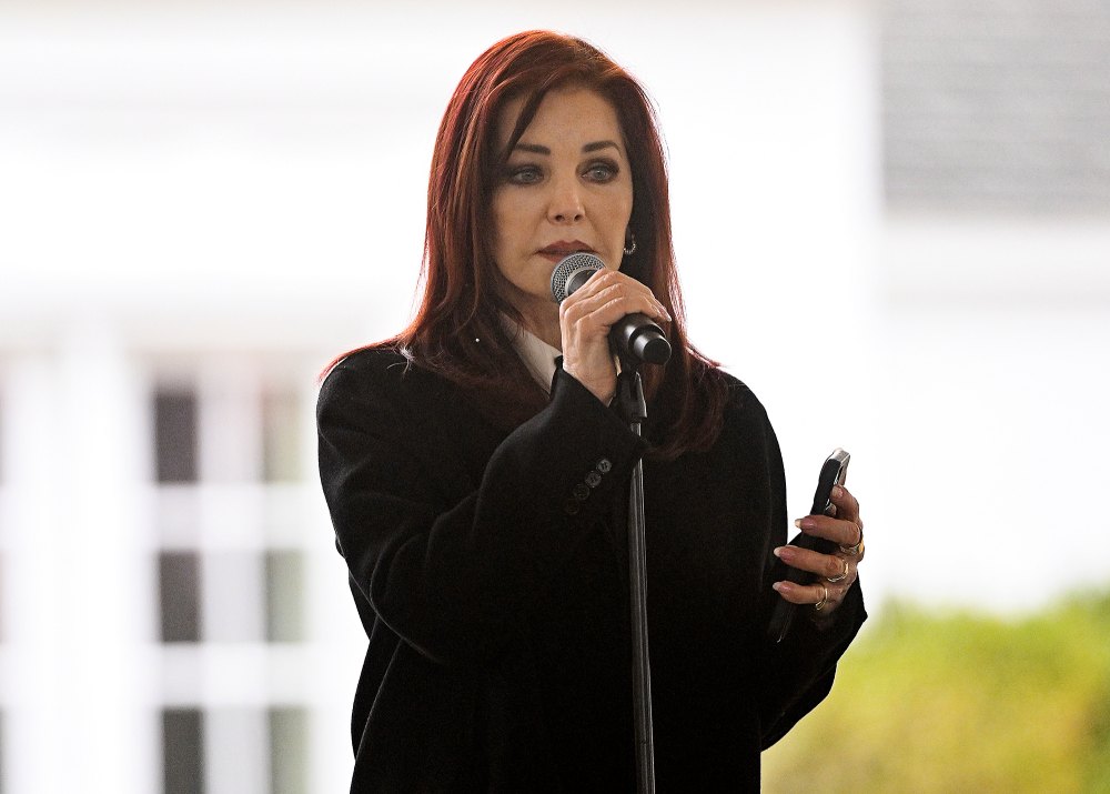 Priscilla Presley Tearfully Reads Eulogy That Lisa Marie&rsquo;s Twin Daughters Wrote: Read Their Speech