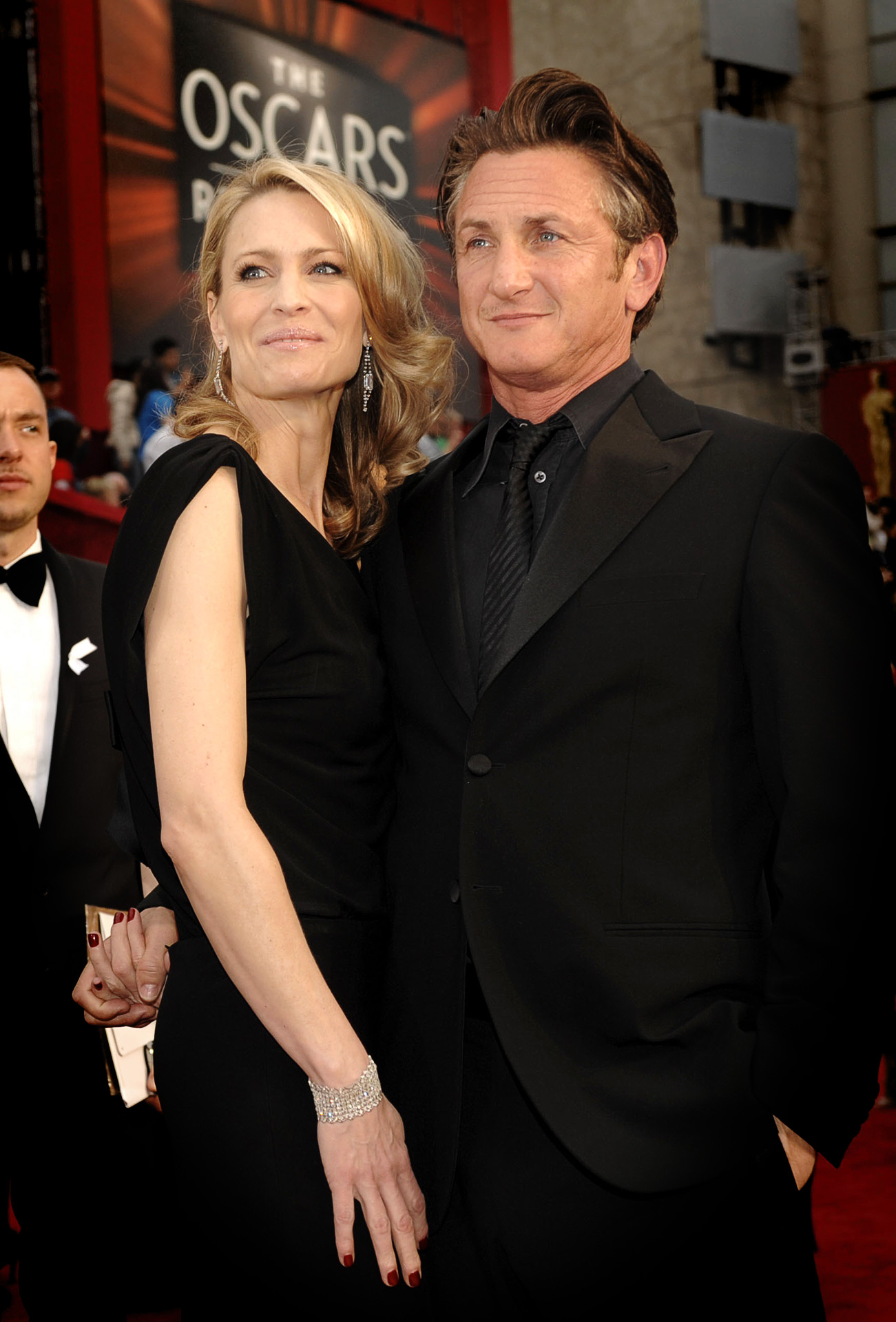 Exes Sean Penn, Robin Wright Spotted Together for 1st Time in Years pic