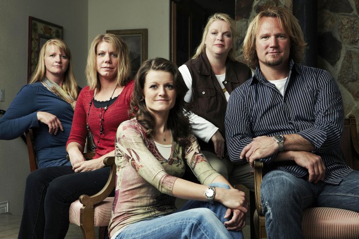 Sister Wives’ Robyn Says She Wants Kody and His Estranged Wives to ‘Leave Me the Hell Out of It’ When It Comes to Their Drama Christine Brown, Meri Brown, Robyn Brown, Janelle Brown, Kody Brown