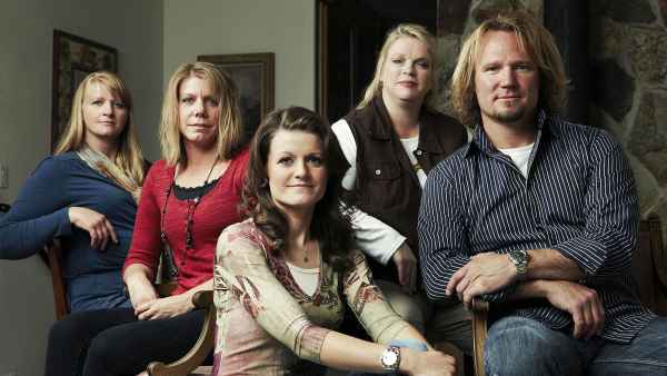 Sister Wives’ Robyn Says She Wants Kody and His Estranged Wives to ‘Leave Me the Hell Out of It’ When It Comes to Their Drama Christine Brown, Meri Brown, Robyn Brown, Janelle Brown, Kody Brown
